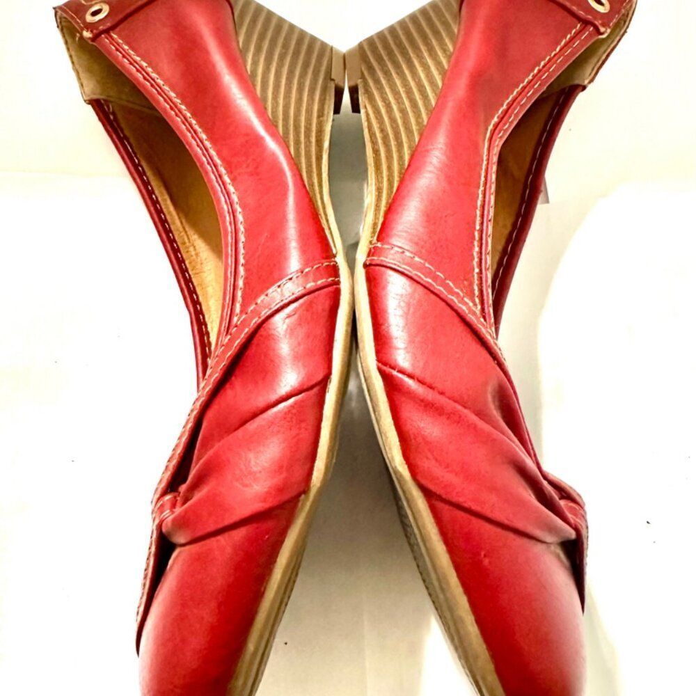 Rasolli Women’s Burgundy Platform slipons size 8 - Picture 5 of 8